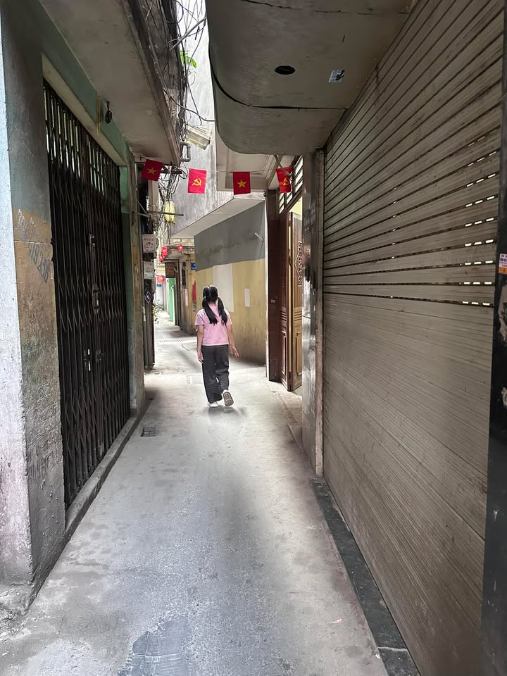 Bán Nhà Thịnh Quang Đống Đa 40m² 7 Tầng Thang Máy - Sẵn Sàng Ở Ngay!