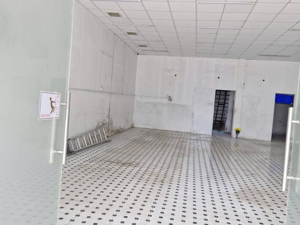 Kho Xưởng Dĩ An Bình Dương 200m² - Hoạt động ngay!