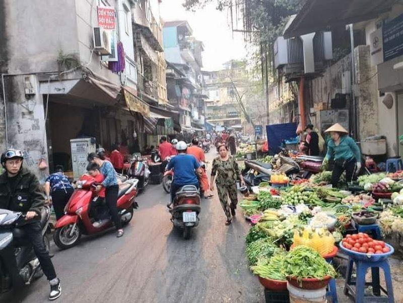 Bán nhà tập thể tầng 1 Kim Mã 45m² - Kinh doanh đỉnh, ô tô đỗ cửa!