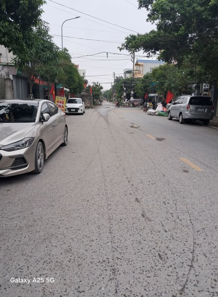 Nhà riêng TP Thái Bình 60m² giá 2 tỷ - Chính chủ bán, ô tô vào nhà!