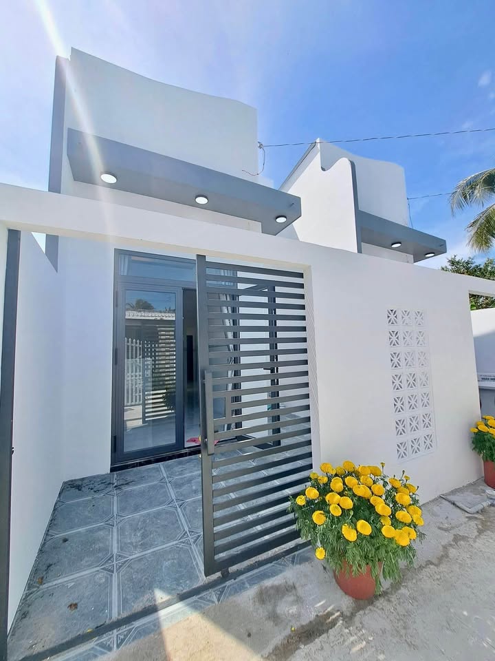Nhà Riêng Mỹ Phong, Bến Tre 54m² chỉ từ 720 triệu - Sẵn sàng ở ngay!