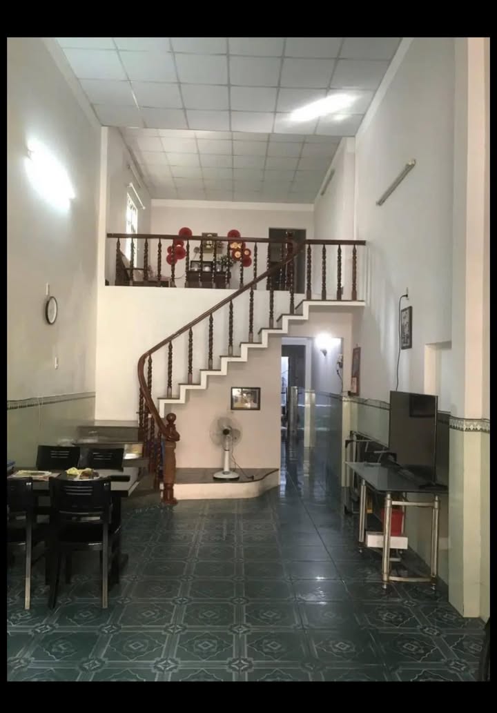 Bán Nhà Mặt Tiền P. Trần Phú Quy Nhơn 73m² - Vị Trí Kinh Doanh Đắc Địa