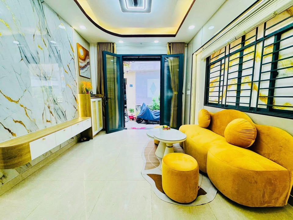 Nhà Phố 3 Tầng 36m² Phường Hưng Phú, Quận 8 - Sổ Hồng Riêng, Giá 4.9 Tỷ