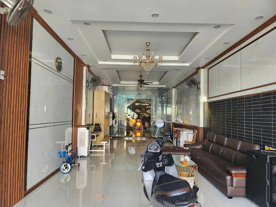 Nhà Mặt Tiền Kinh Doanh Trảng Dài, Biên Hòa - 144m² Sổ Hồng Riêng