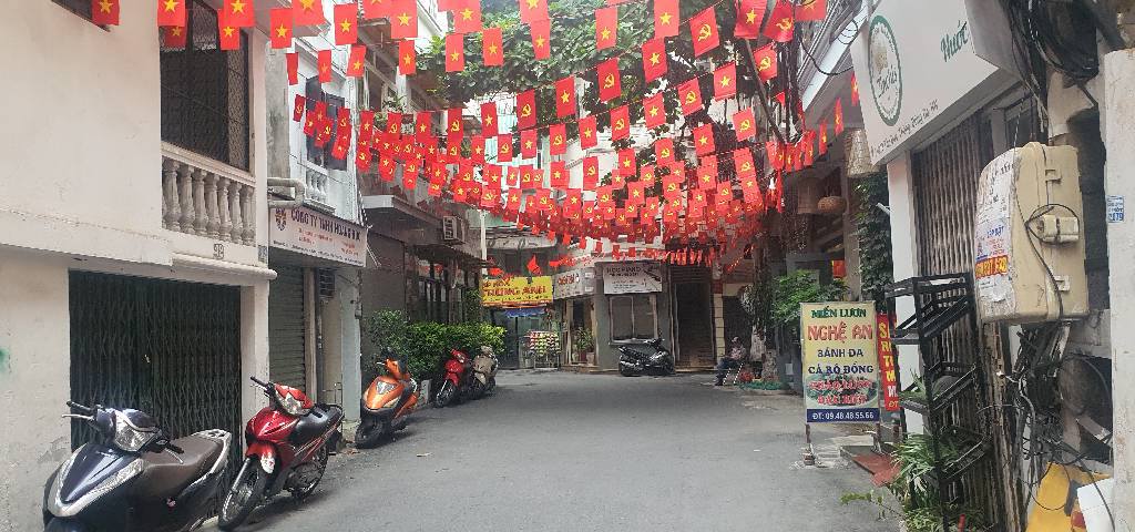 Nhà 36m² 2 Tầng Ngõ Nông Tôn Đức Thắng, Đống Đa - 11.6 Tỷ