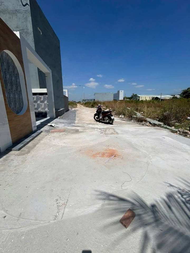 Nhà Xã An Ngãi Long Điền 93m² - Ô tô vào tận nhà!