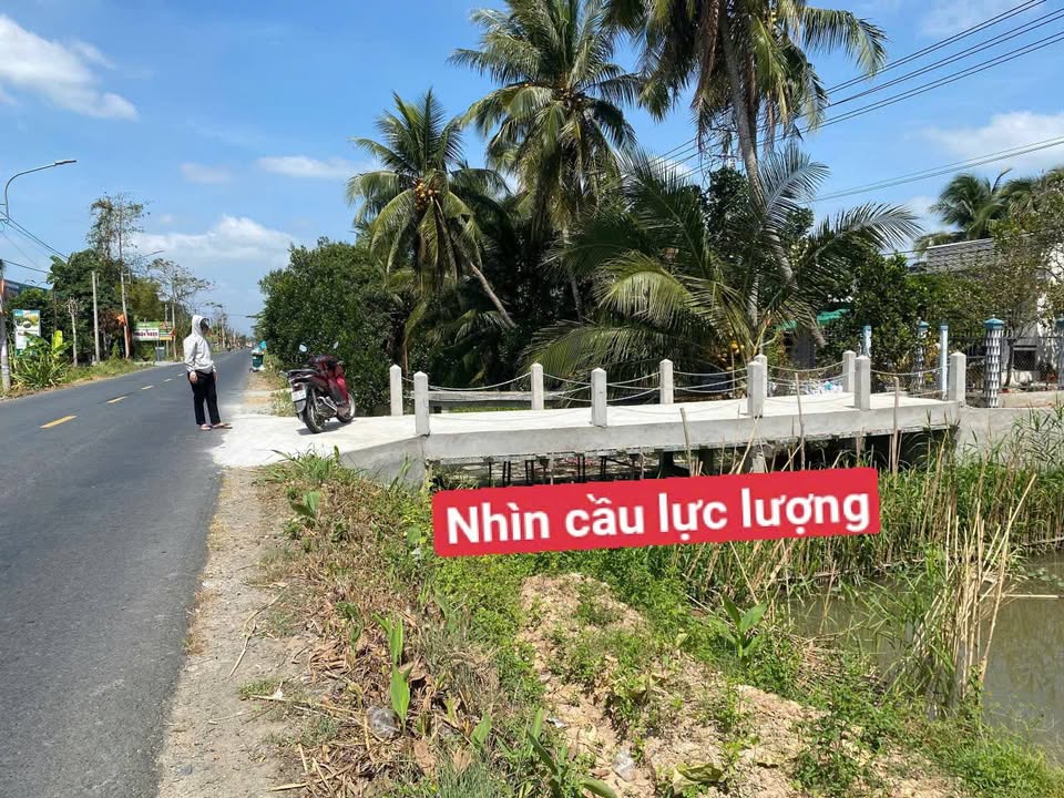 Đất nền Quốc Lộ 54 Vĩnh Long 240m² giá 1.3 tỷ - Sổ hồng chính chủ!