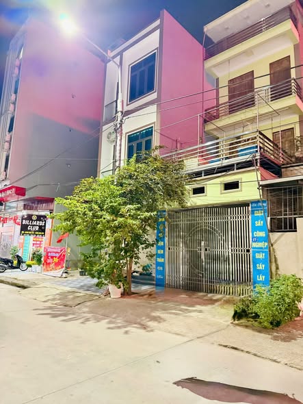 Nhà riêng Tăng Tiến Việt Yên 90m² - Bán gấp, ô tô vào tận nhà!