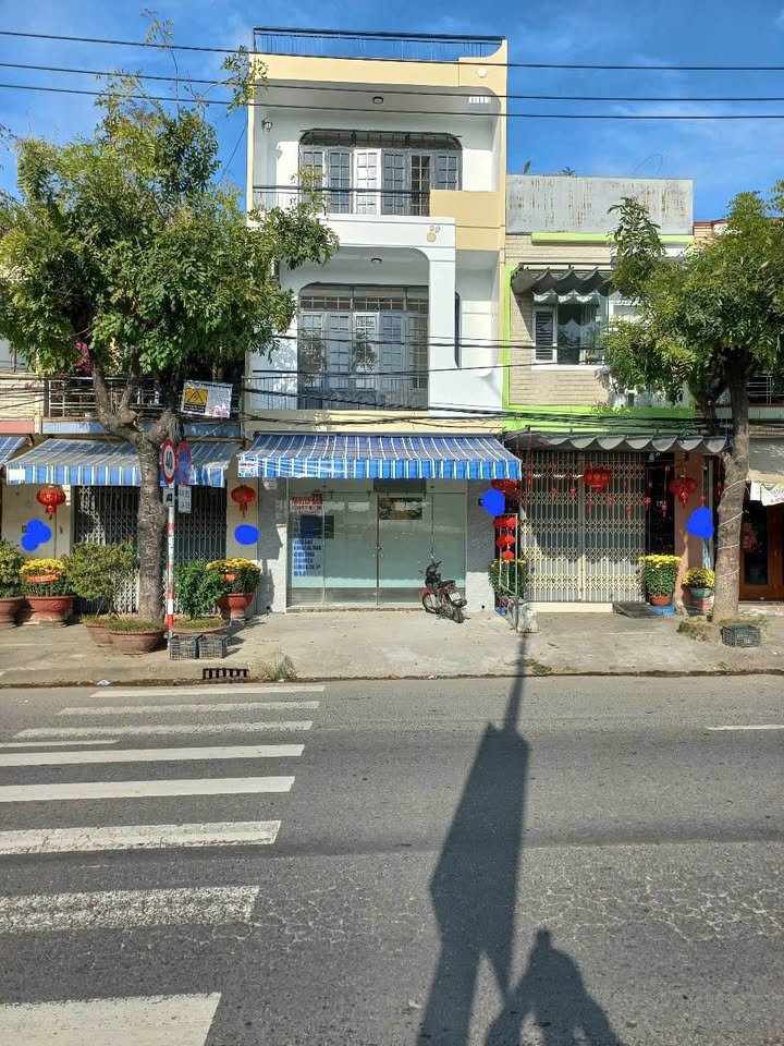 Nhà Mặt Tiền Nguyễn Lương Bằng, Đà Nẵng - 135m², 3 Tầng, Kinh Doanh Đỉnh Cao