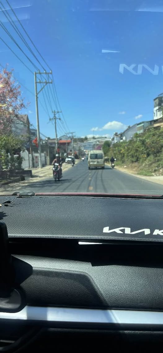 Nhà Mặt Tiền Nguyễn Hữu Cầu, Đà Lạt - 70m², 3 Tầng, Giá 4.2 Tỷ