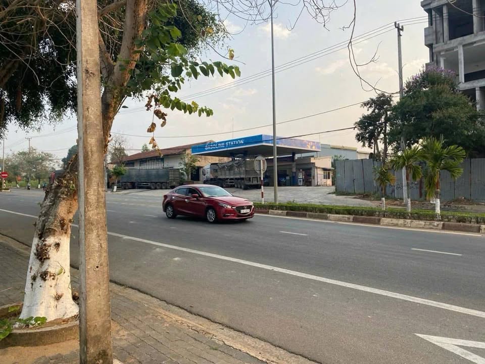 Đất nền Kon Tum 122m² giá chỉ 2xx triệu - Sổ đỏ chính chủ!