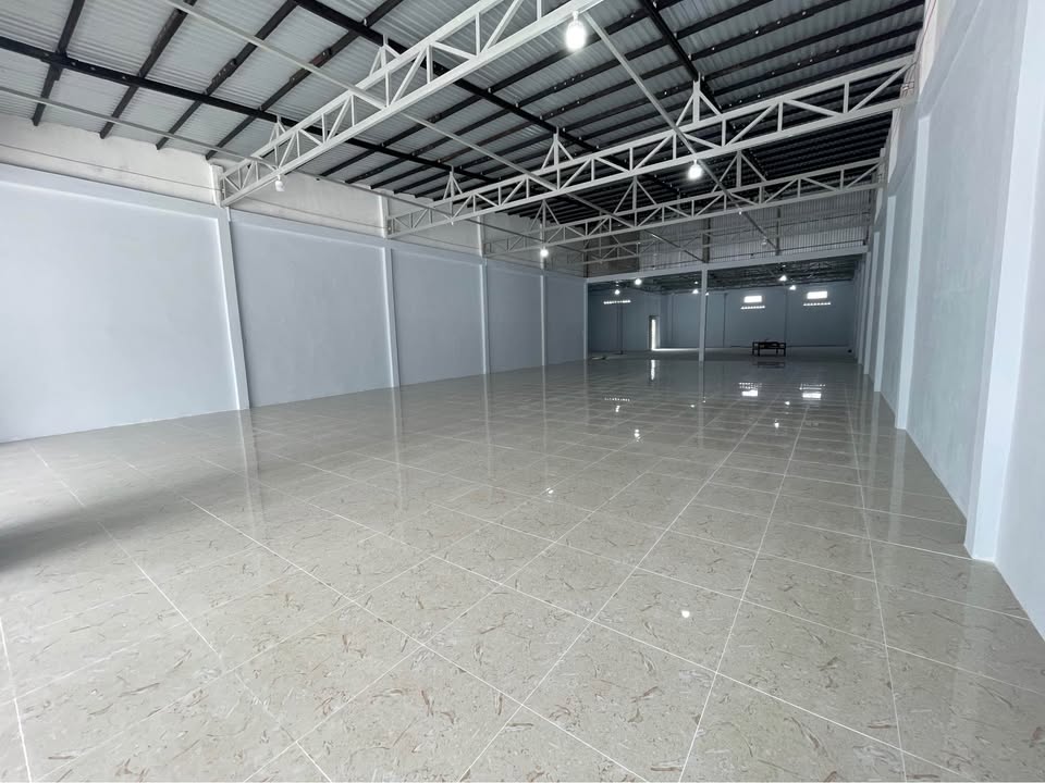 Cho Thuê Kho Ngã Bảy - 9600m² Lộ Ô Tô - 14 Triệu/Tháng