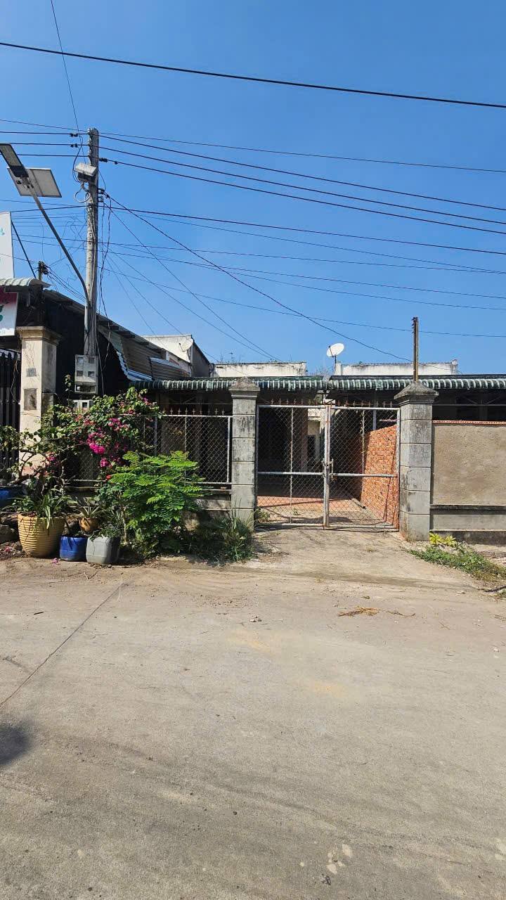 Nhà Tân Định Bắc Tân Uyên 246m² giá 1.5 tỷ - Giá tốt hiếm có!