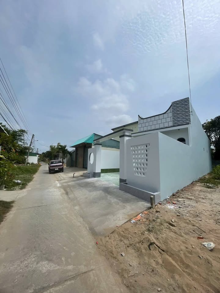 Nhà Vườn Hẻm 516 Tôn Đức Thắng Sóc Trăng 1.68 tỷ - Ô tô vào tận nhà!