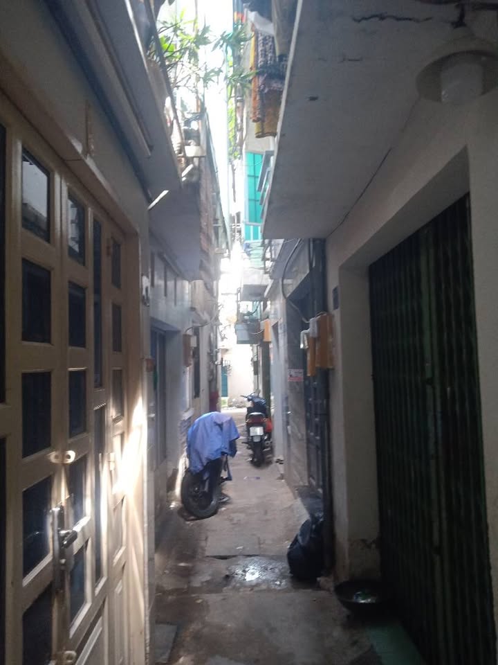 Nhà riêng Quận 7 18m² - Chính chủ bán, sổ hồng sẵn!