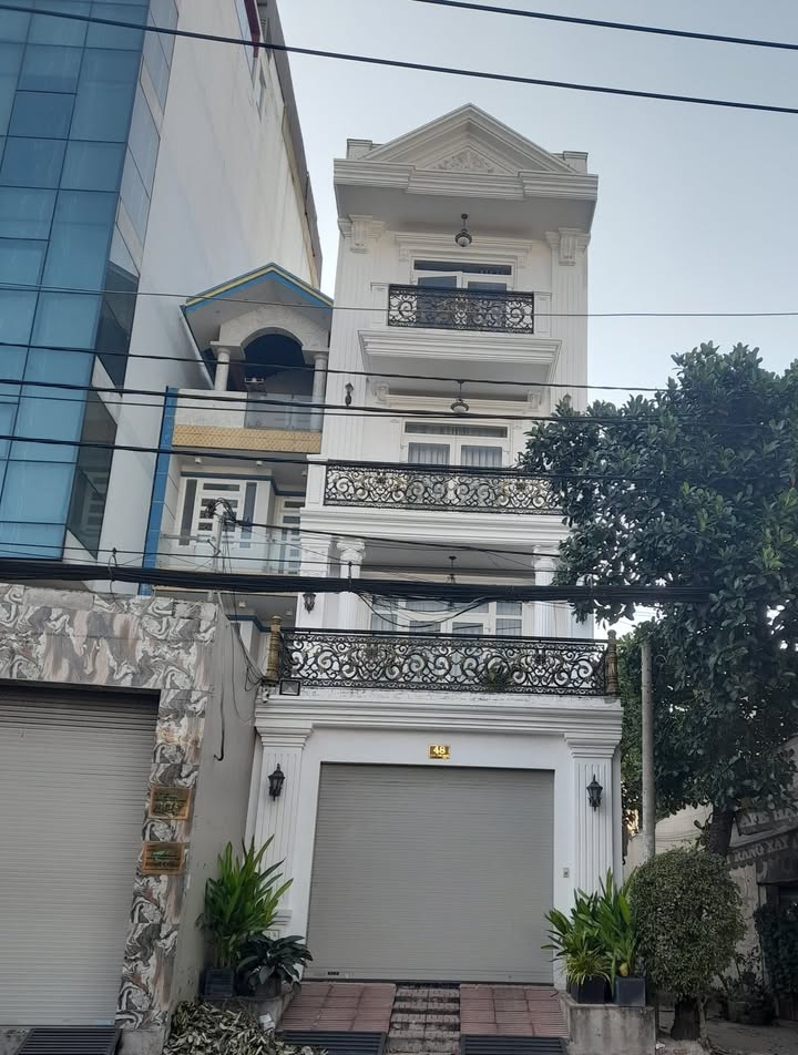 Bán nhà phố Âu Cơ Bình Tân 120m² giá 12 tỷ - Ô tô vào tận nhà!