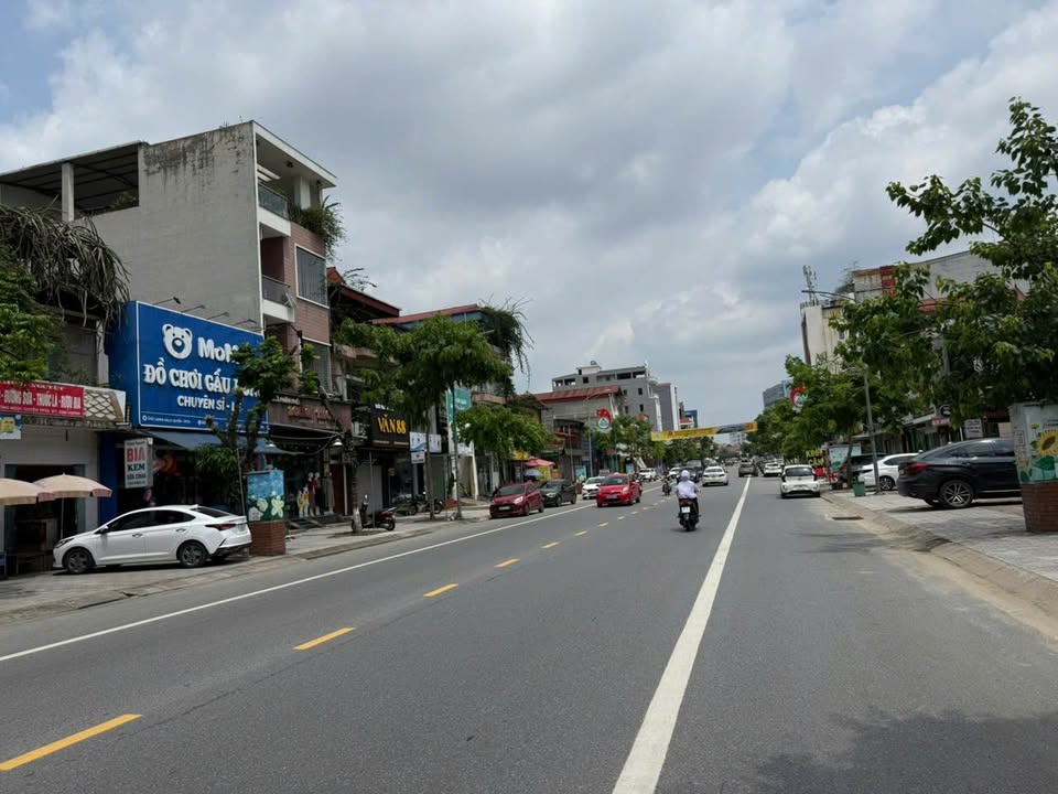 Nhà Mặt Tiền Lương Ngọc Quyến, Thái Nguyên 80m² Kinh Doanh Đỉnh Cao - 13 Tỷ