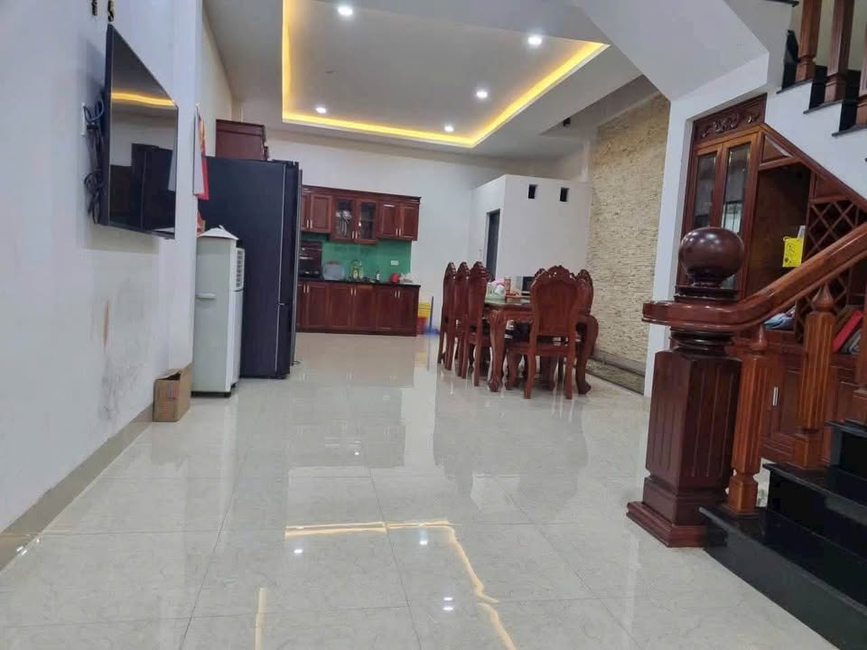 Nhà Mặt Tiền Lê Lợi Quy Nhơn 80m² (Ngang >4m) 3 Tầng - 12 Tỷ