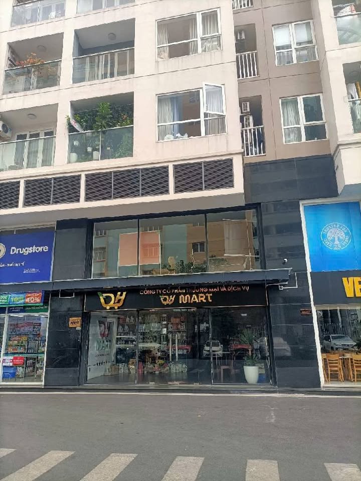 Shophouse Sky Center Phổ Quang 135m² - Kinh doanh đỉnh, giá tốt