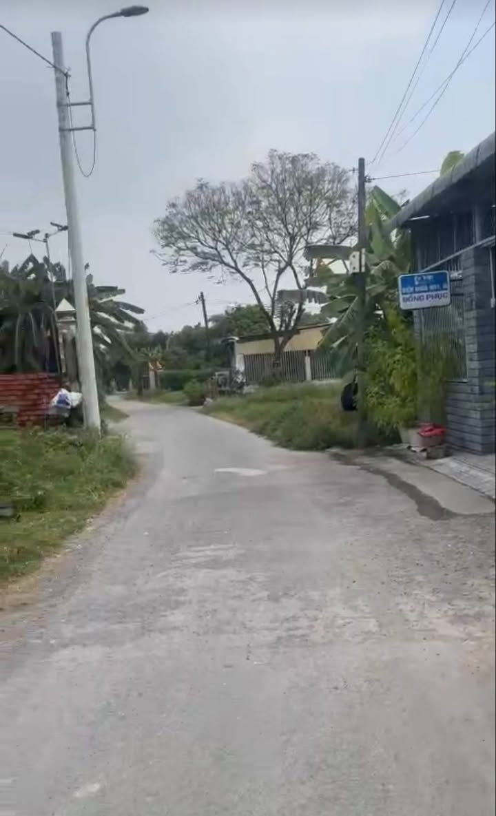 Nhà Hoàn Công Củ Chi 130m² - Sân Ô Tô, Đường Nhựa 2.9 Tỷ