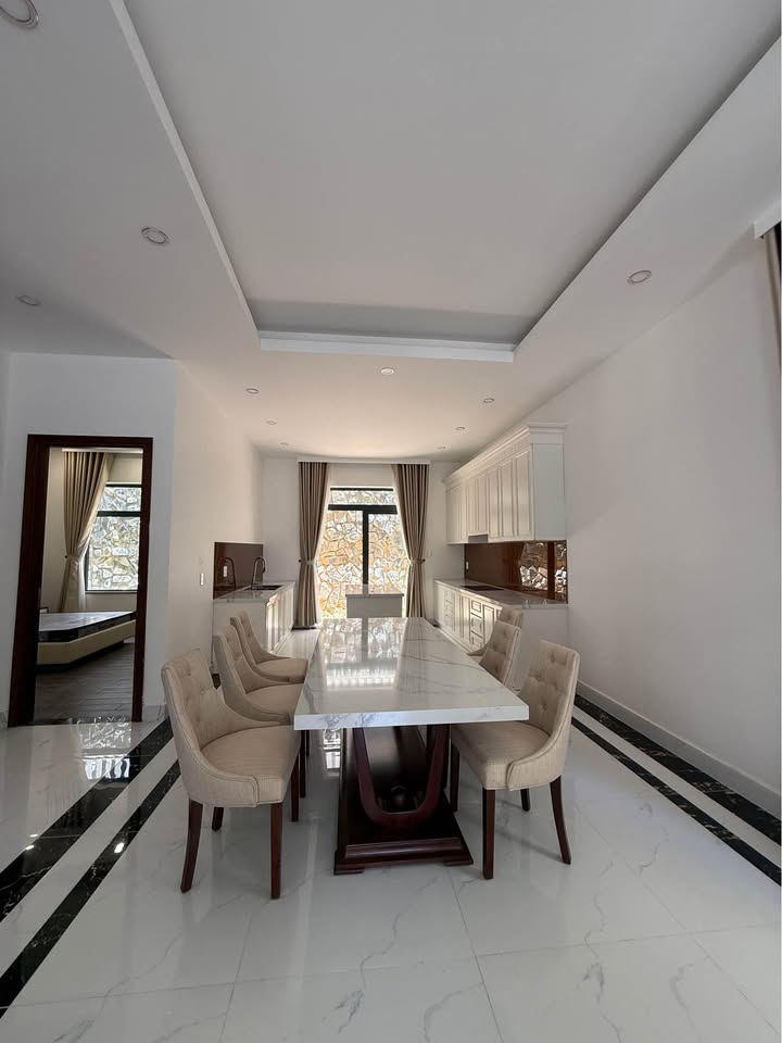 Biệt thự Phường 7 Đà Lạt 220m² - Sổ hồng riêng, full nội thất!