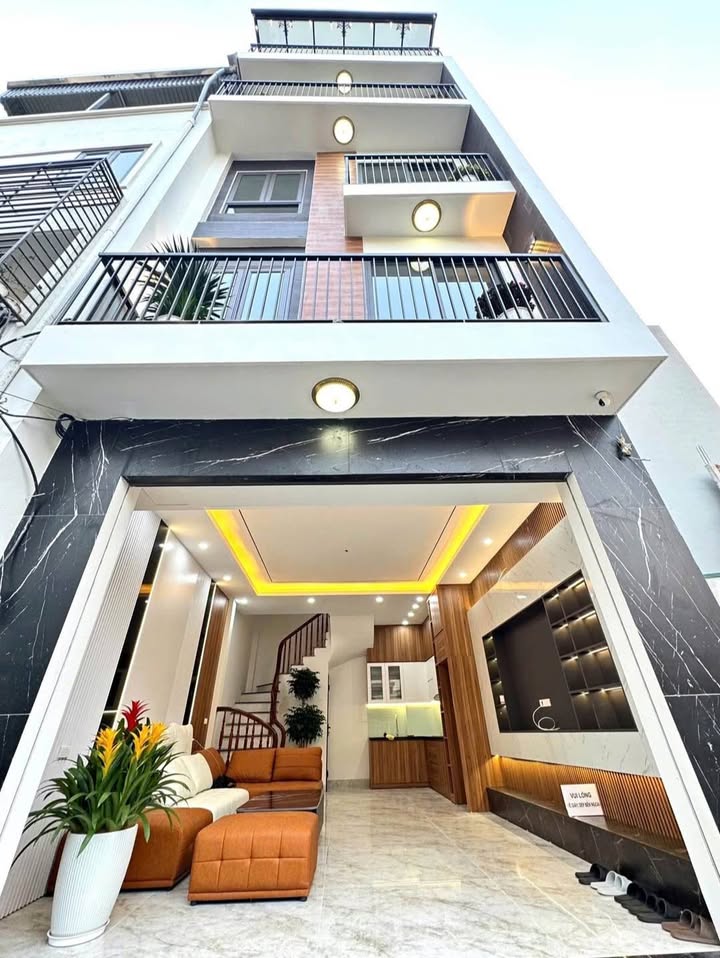 Bán nhà Di Trạch Hoài Đức 44m² 5 tầng - Sổ đỏ chính chủ ở ngay!