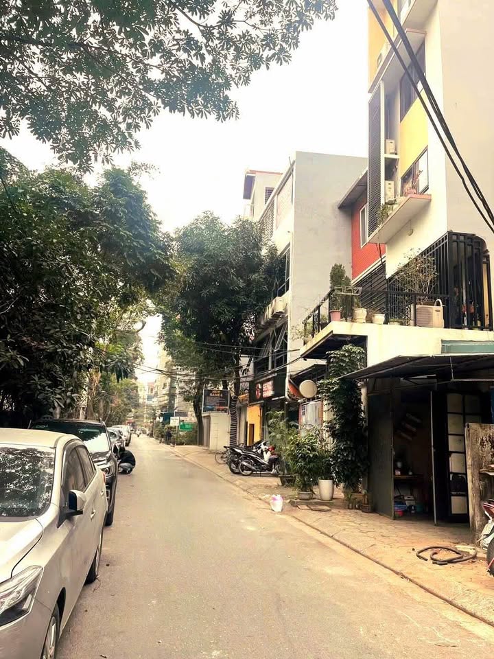 Bán nhà Nguyễn Phong Sắc Cầu Giấy 64m² 22.5 tỷ - Ô tô vào tận nhà!