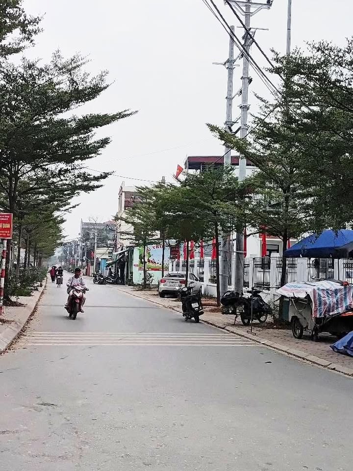 Nhà Riêng Đa Tốn, Gia Lâm 100m² - Ô tô vào tận nhà, sẵn 10 phòng trọ!