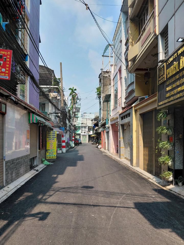 Nhà Nở Hậu 55m² Quận 11 - Hẻm 4m Thông, Gần 3/2 - 5 Tỷ