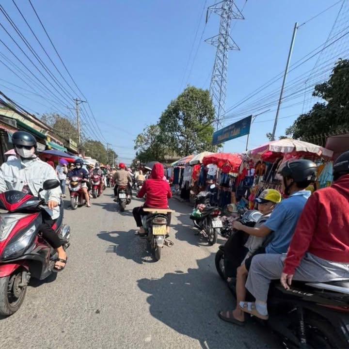 Nhà Mặt Chợ Hố Nai, Biên Hòa - 204m² Góc 2 Mặt Tiền - Kinh Doanh Đỉnh Cao