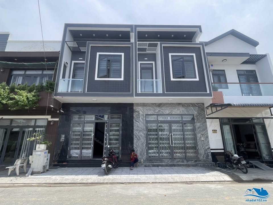 Nhà 4PN, 2 Lầu, 80m² - Trung Tâm Rạch Giá, Kiên Giang - 3.15 Tỷ