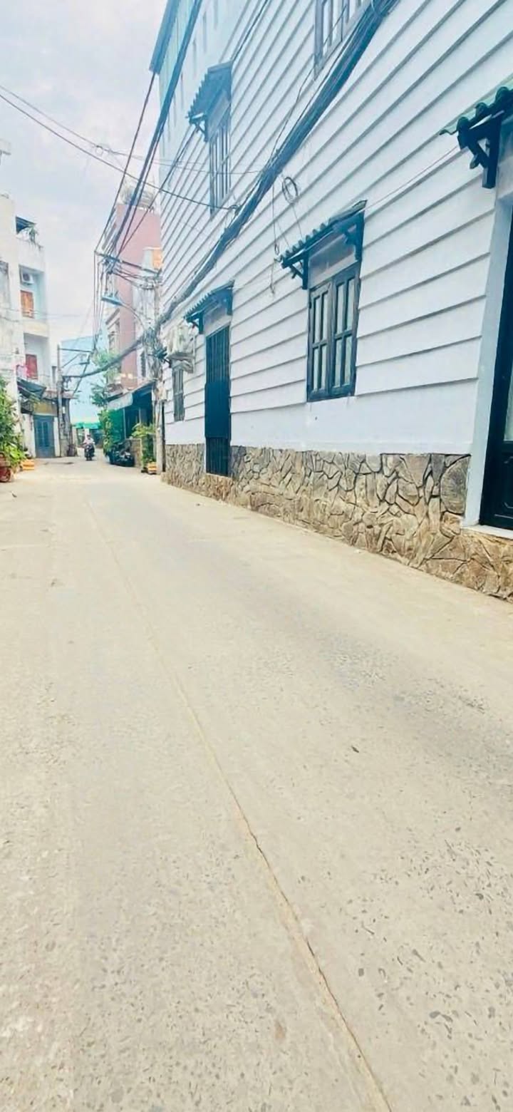 Nhà 2 Tầng Hẻm Xe Hơi Phạm Thế Hiển, Q8 - 50m² - 5.x Tỷ - Dòng Tiền 9 Triệu/Tháng