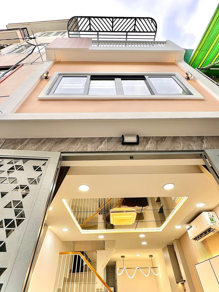 Bán nhà Phan Xích Long Phú Nhuận 75m² 5.68 tỷ - Sẵn sàng ở ngay!