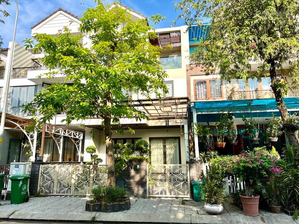 Biệt thự Jamona Home Resort Thủ Đức 146m² giá 20 triệu - Vị trí đẹp!