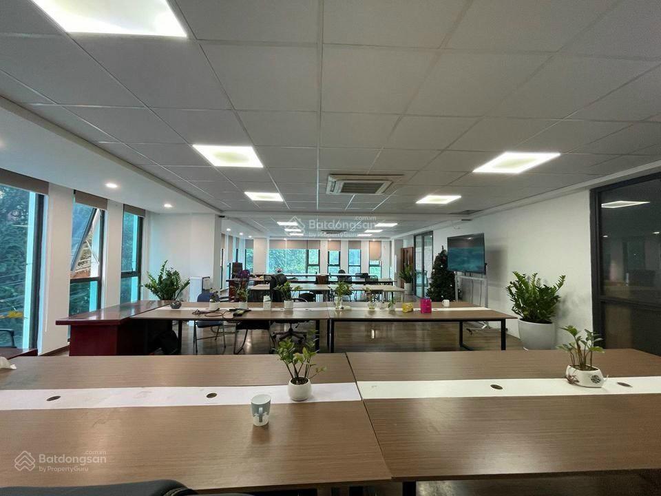 Thuê văn phòng Quận 3 Võ Văn Tần 160m² - Vị trí trung tâm
