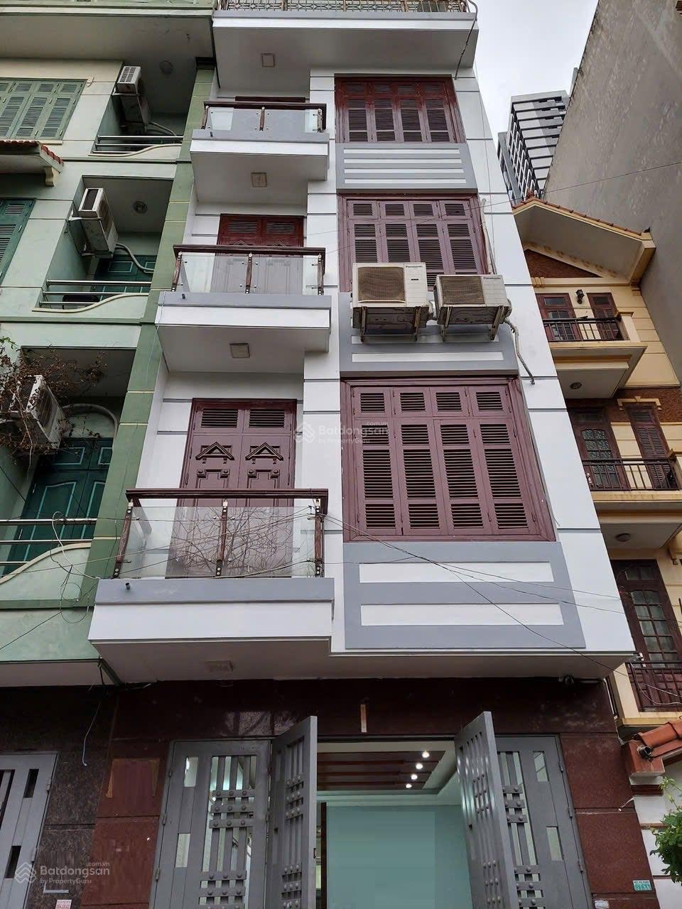 Nhà phân lô Hồ Tùng Mậu 80m² 26 triệu - Ô tô vào tận nhà!