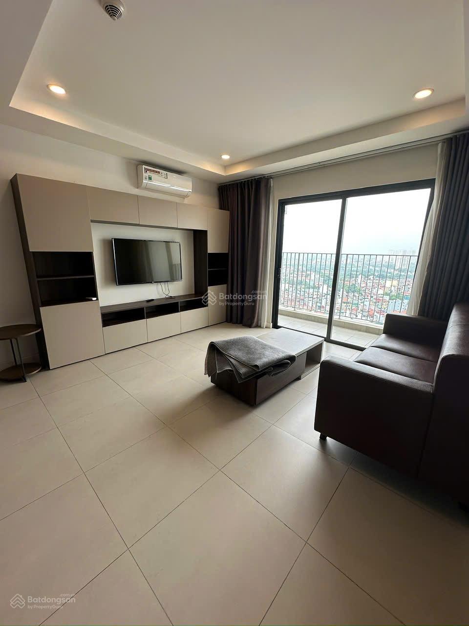 Căn hộ Kosmo Tây Hồ 96m² giá 18 triệu - View đẹp, sẵn sàng ở ngay!