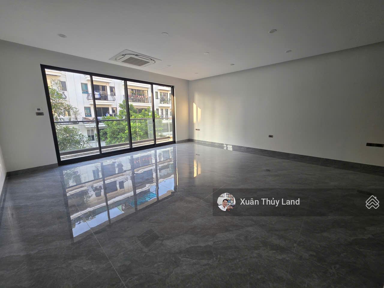 Cho thuê văn phòng Lâm Hạ Long Biên 85m² - Vị trí đắc địa sẵn sàng làm việc