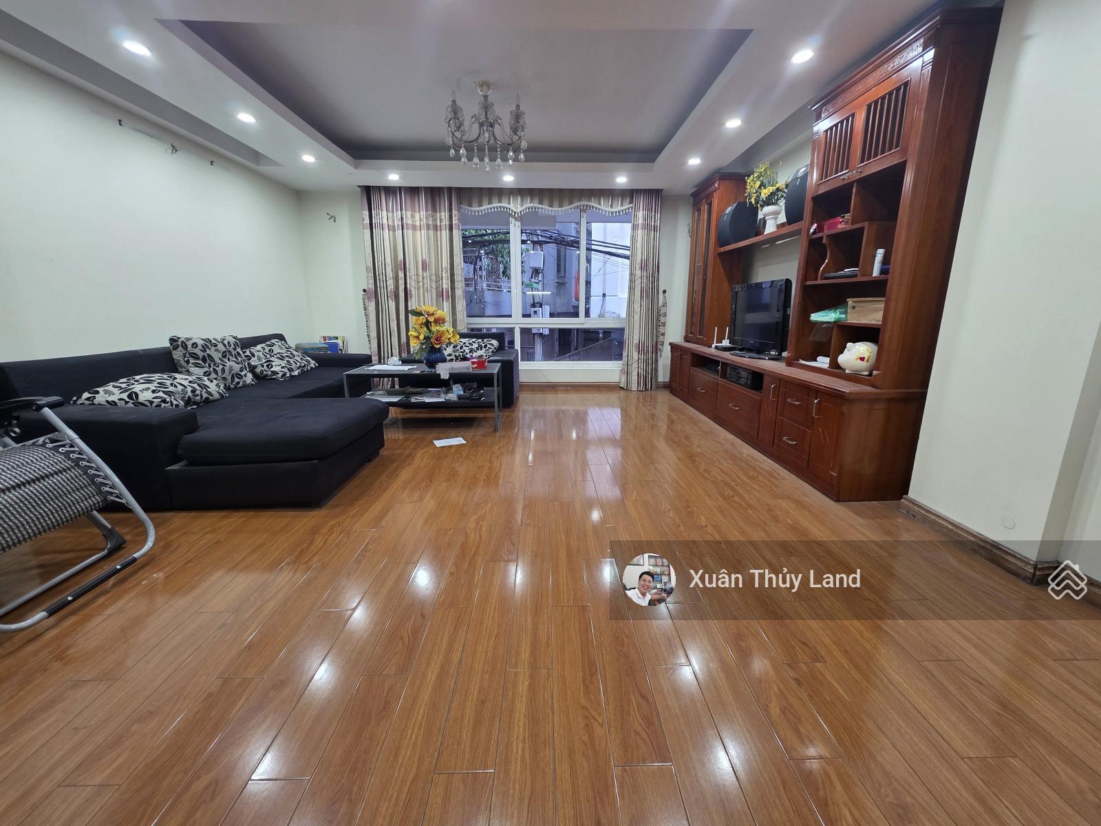 Cho thuê nhà nguyên căn Bồ Đề 80m² giá 20 triệu - Ô tô vào tận nhà!