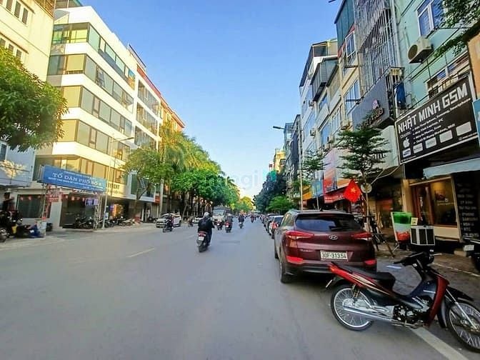 Nhà riêng Cầu Giấy 41m² 7 tầng thang máy - Mặt tiền kinh doanh!
