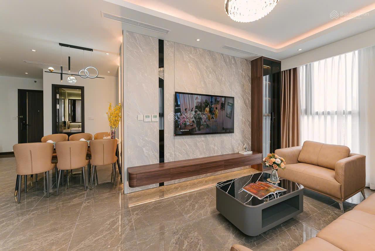 Cho thuê Căn hộ Discovery Central Trần Phú 55m² - Đủ đồ, View đẹp