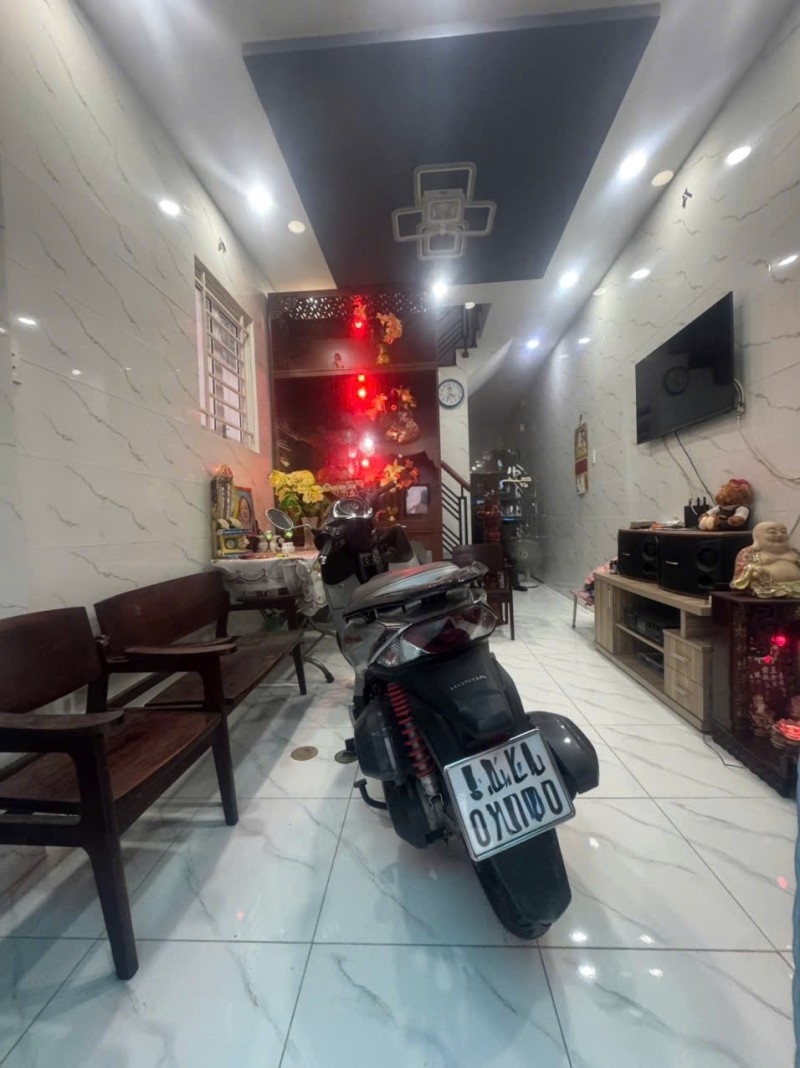 Nhà Riêng Huỳnh Thiện Lộc Tân Phú 30m² 4.7 Tỷ - Vị Trí Đẹp Ở Ngay!