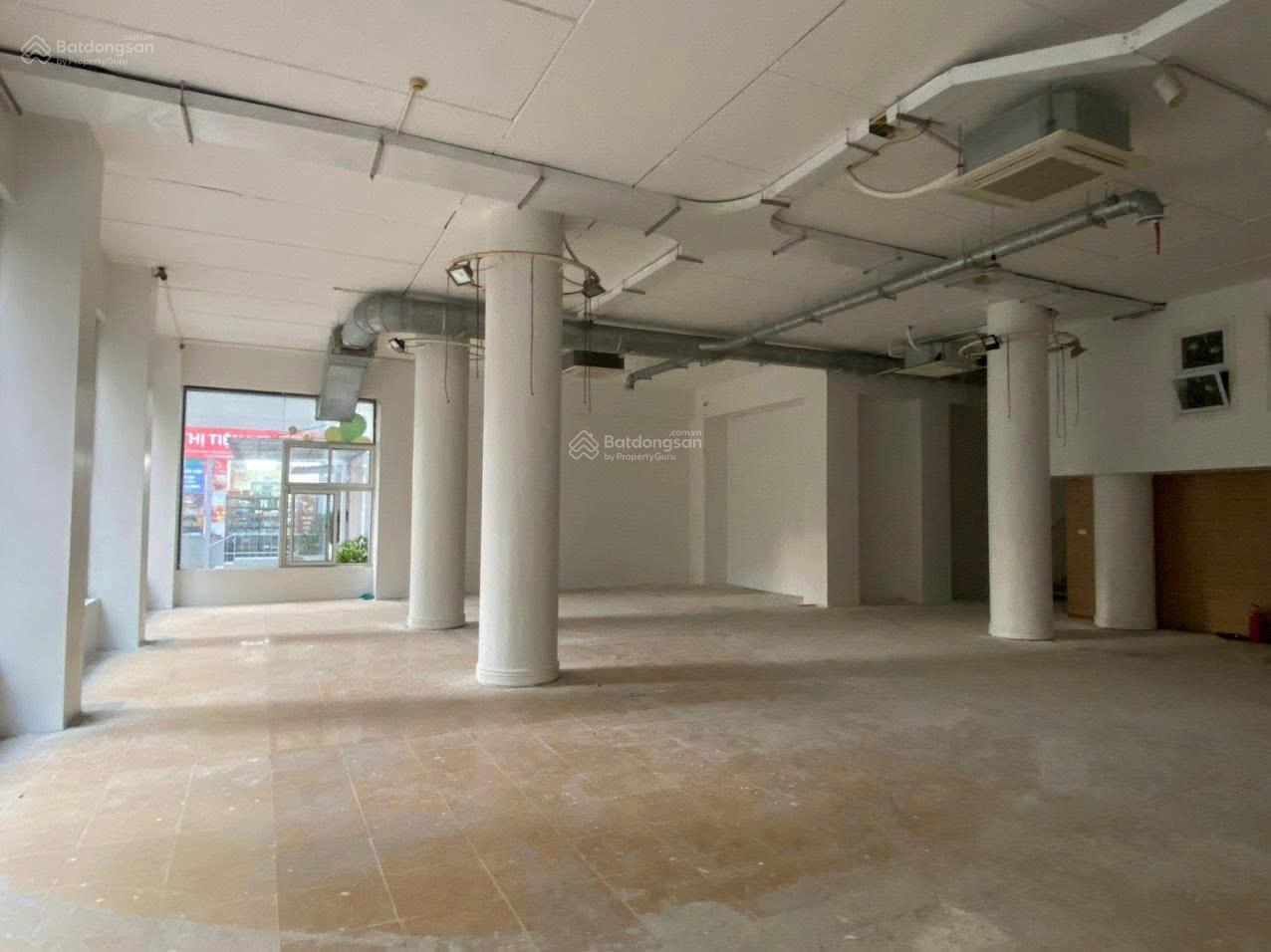 Mặt bằng kinh doanh Lê Văn Lương, Thanh Xuân 315m² - Vị trí đắc địa