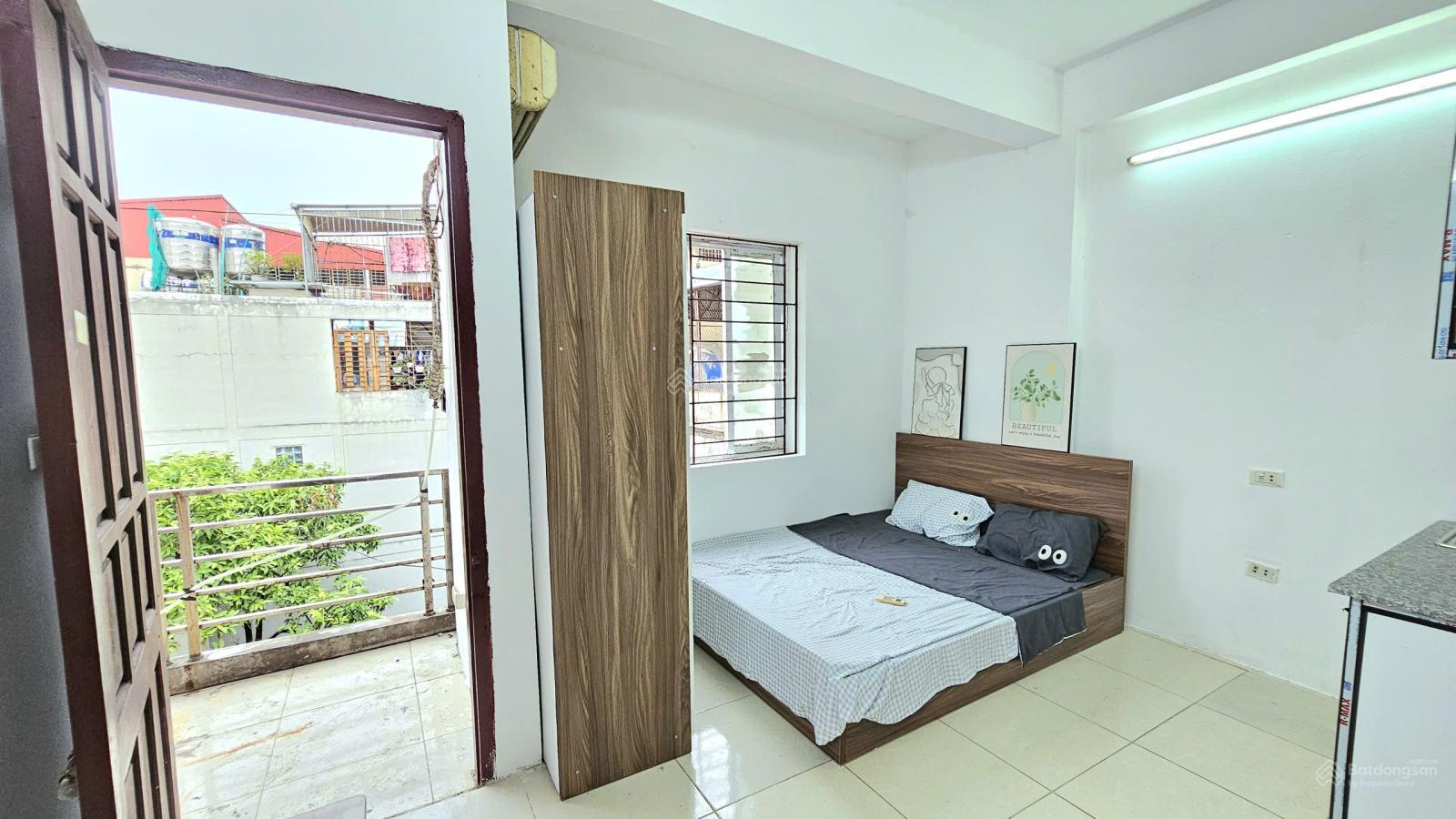 Phòng trọ Chùa Láng 25m² giá 4.3 triệu - Sẵn sàng ở ngay!