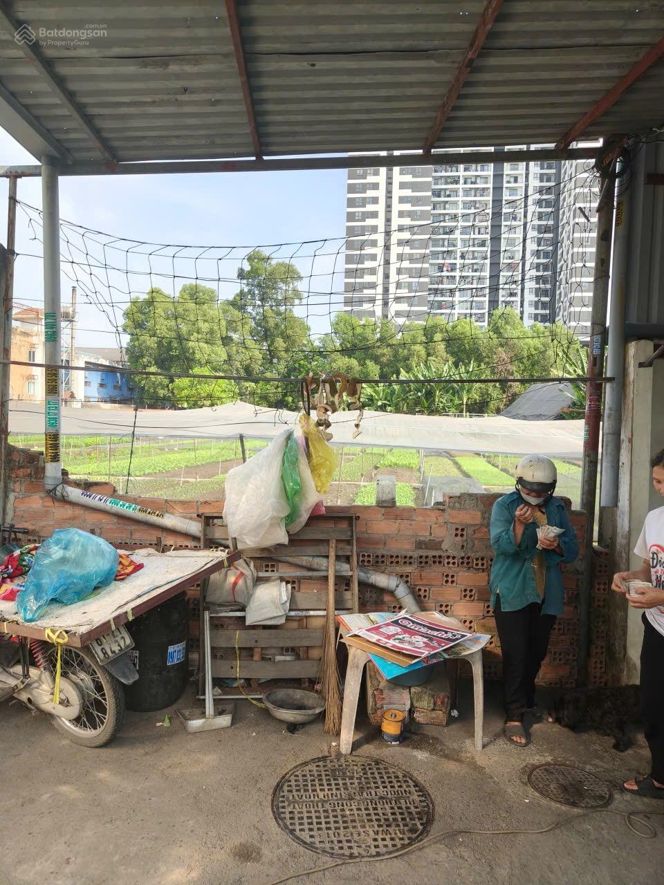 Đất nền Dĩ An 2200m² - Sổ đỏ chính chủ, vị trí vàng!