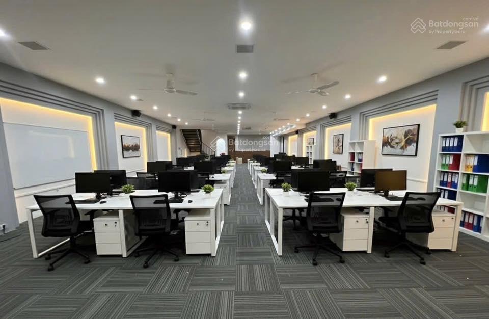 Văn phòng 220m² Nguyễn Văn Trỗi, PN - Kinh doanh sầm uất, giá 57 triệu