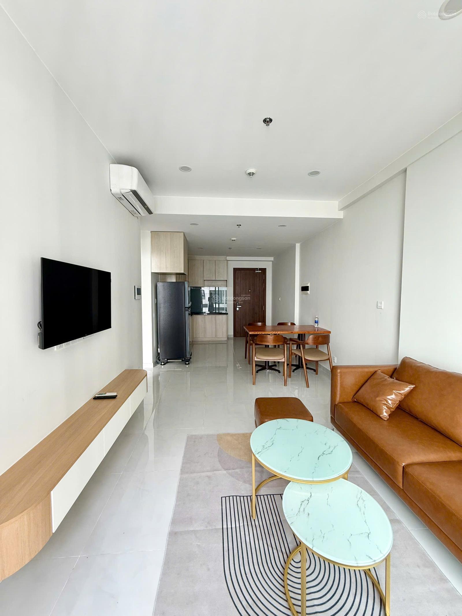 Căn hộ The Emerald Golf View Thuận An 64m² giá 8 triệu - Full nội thất cao cấp!