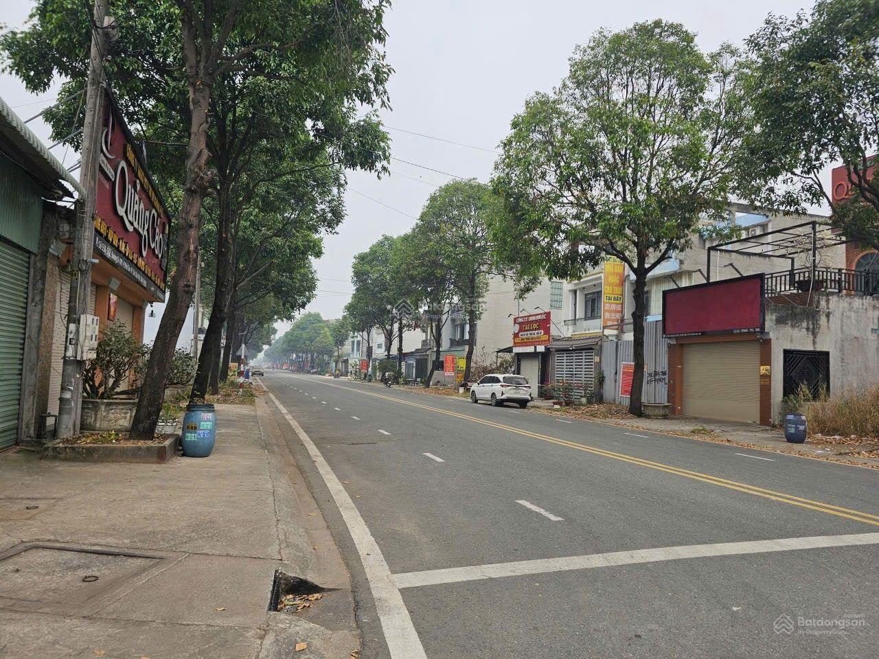 Đất nền Phú Tân, Thủ Dầu Một 200m² - Đường to ô tô, kinh doanh đỉnh!