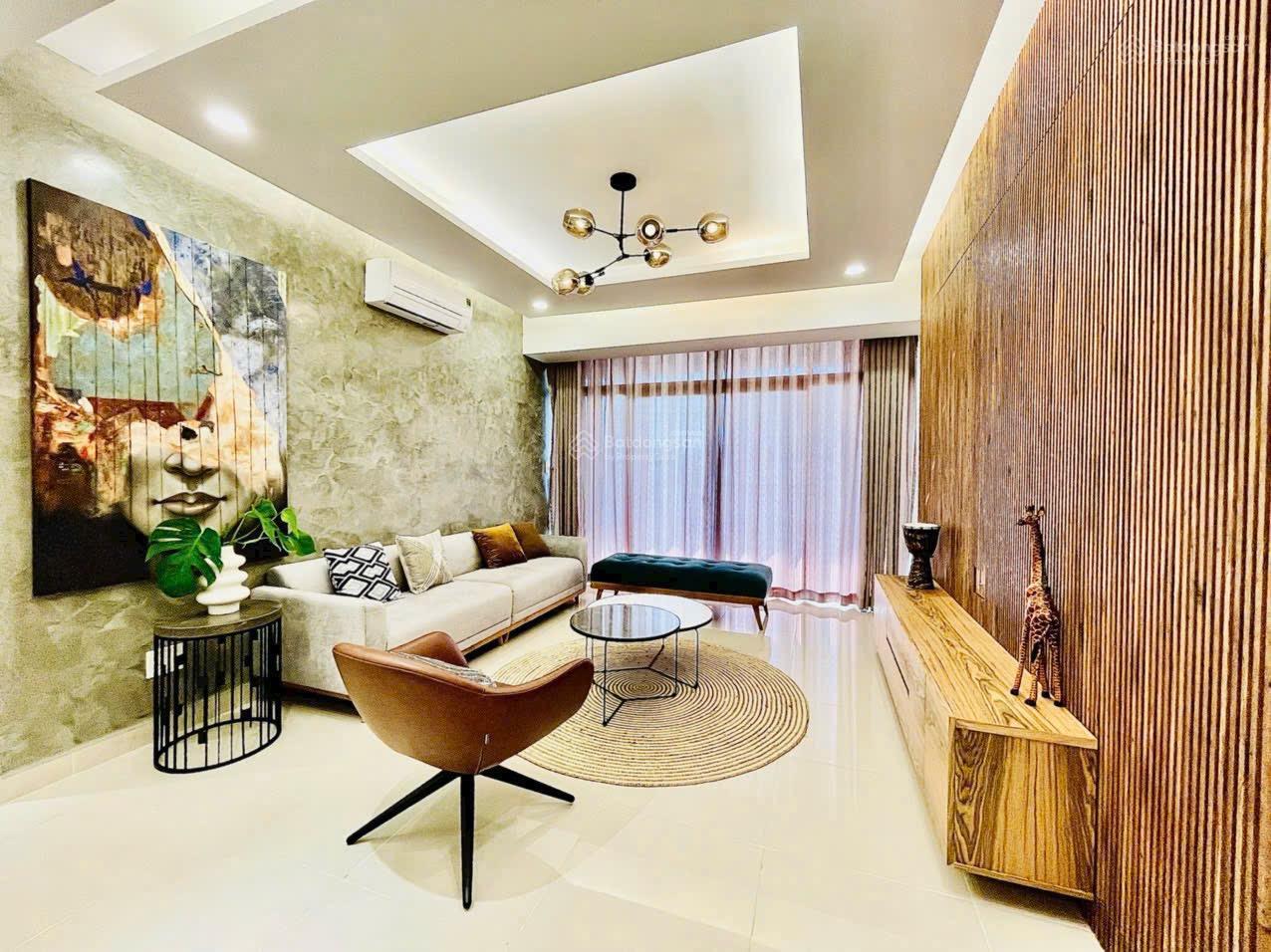 Căn hộ Garden Court Q7 127m² - Full nội thất cao cấp, thuê ngay!