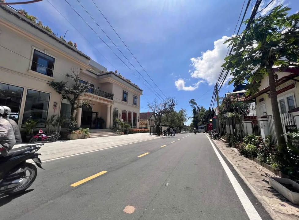 Mặt Bằng Kinh Doanh Mặt Tiền Huỳnh Thúc Kháng Đà Lạt – 500m² Sẵn Sàng Đón Khách